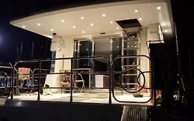 Loc de cabines sur Yacht